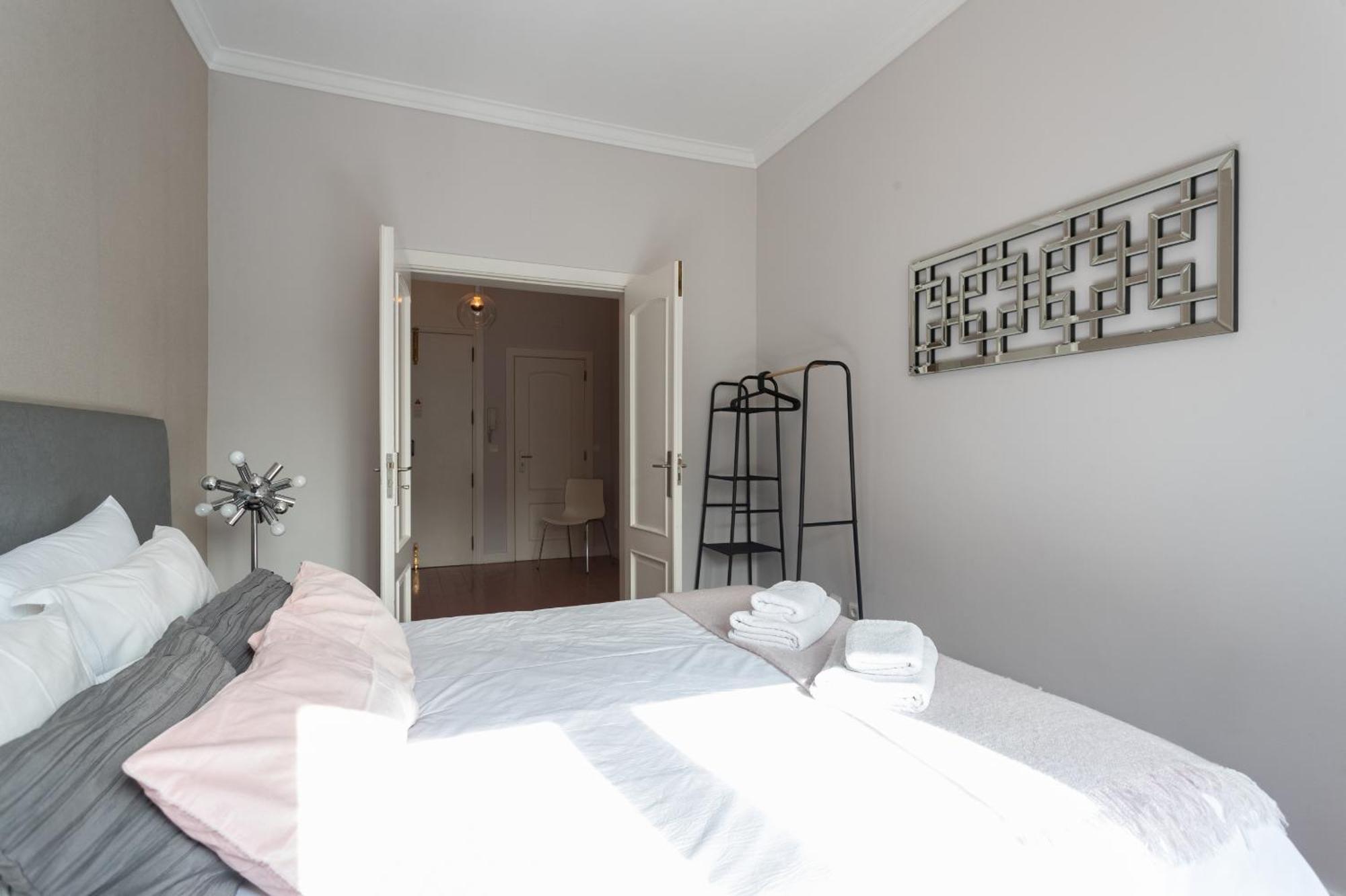 Santa Justa 24 Lisbon Downtown Apartment Ruang foto